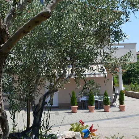 Apartman Silvija Vrh